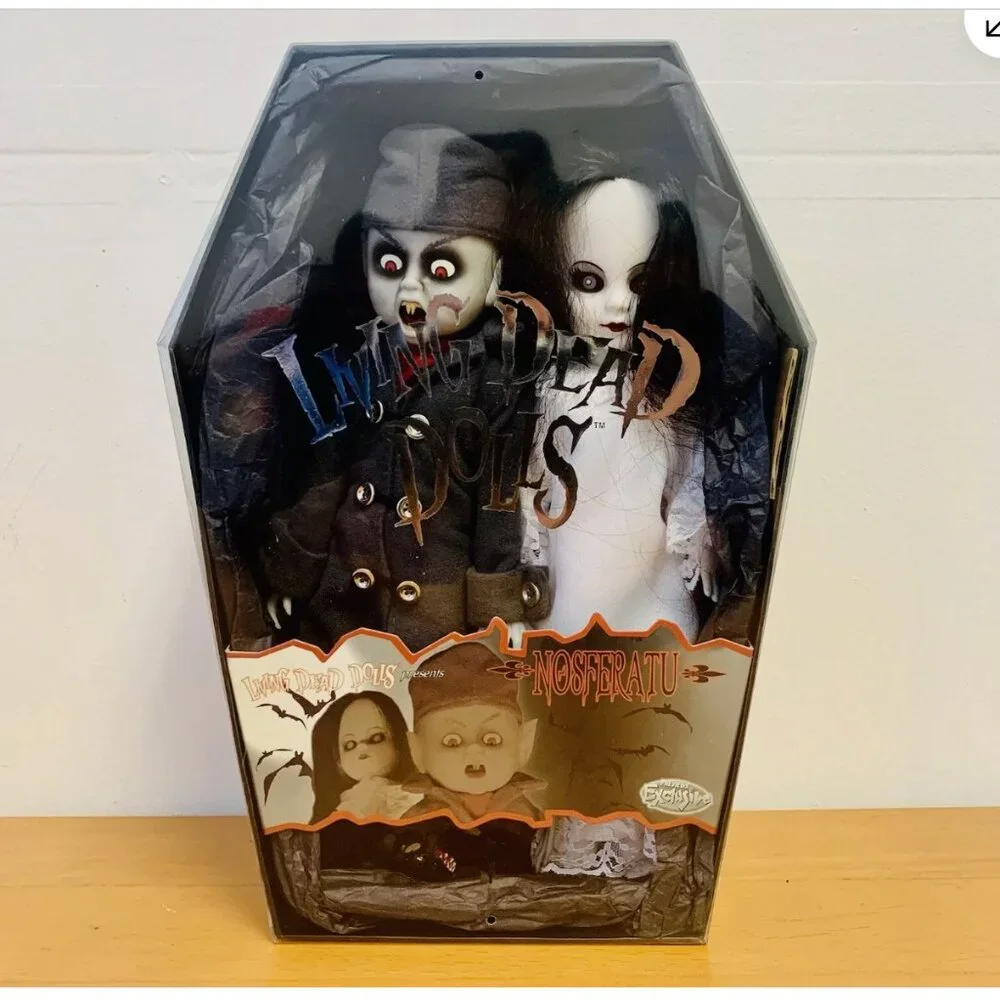 Living Dead Dolls Nosferatu & Victim Vampire